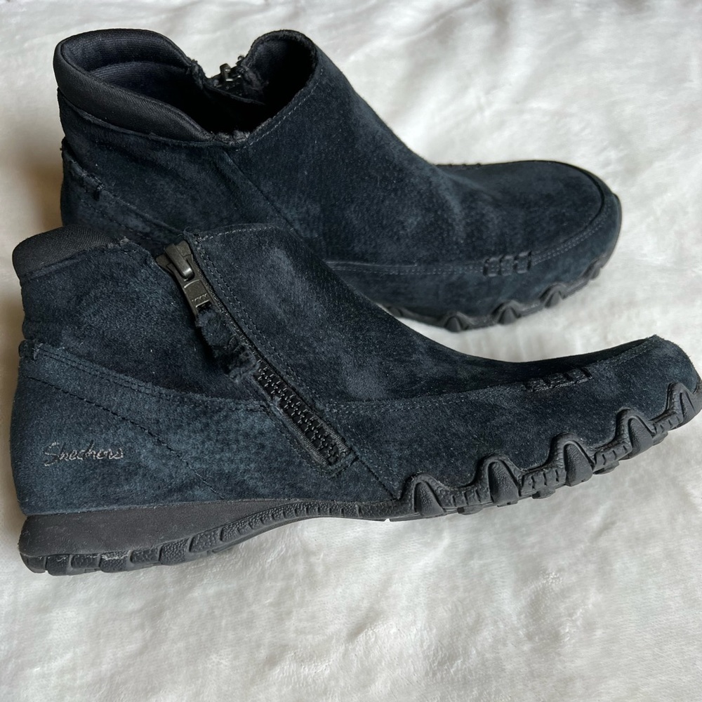 SKECHERS WOMEN’S BIKERS ZIPPIEST ANKLE BOOT MOC TOE SUEDE BLACK COMFORT 8.5